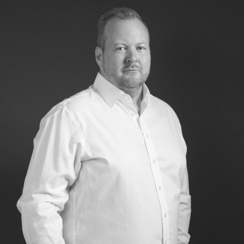 Daniel Sawade,  Vertrieb